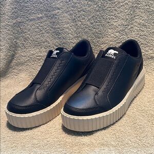 Sorel ‘Ona Ave’ Slip-On Sneakers. New in Box, Women’s Size 7.5